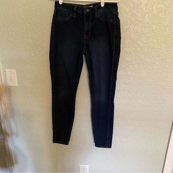 MIA Madison Dark Blue Skinny Ankle Jeans Size 11/30 - Picture 1 of 6